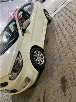 هیوندای ئەکسنت